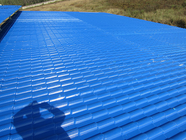 新型環(huán)保屋面瓦——秸稈瓦為改善空氣質(zhì)量作貢獻